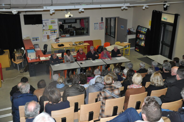 communs d&#039;abord,marché de Noel,marché de noel ploemeur,marché de noël ploemeur 2025