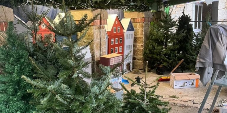 communs d&#039;abord,marché de Noel,marché de noel ploemeur,marché de noël ploemeur 2025