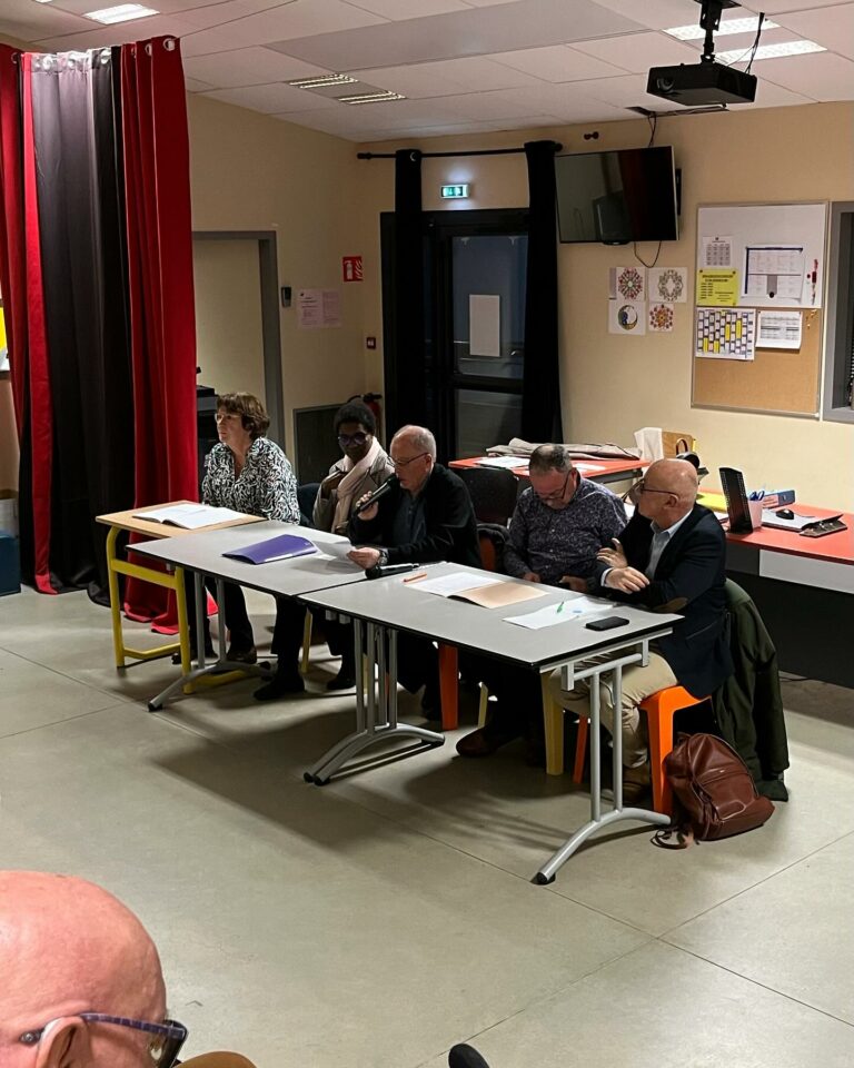 communs d&#039;abord,marché de Noel,marché de noel ploemeur,marché de noël ploemeur 2025