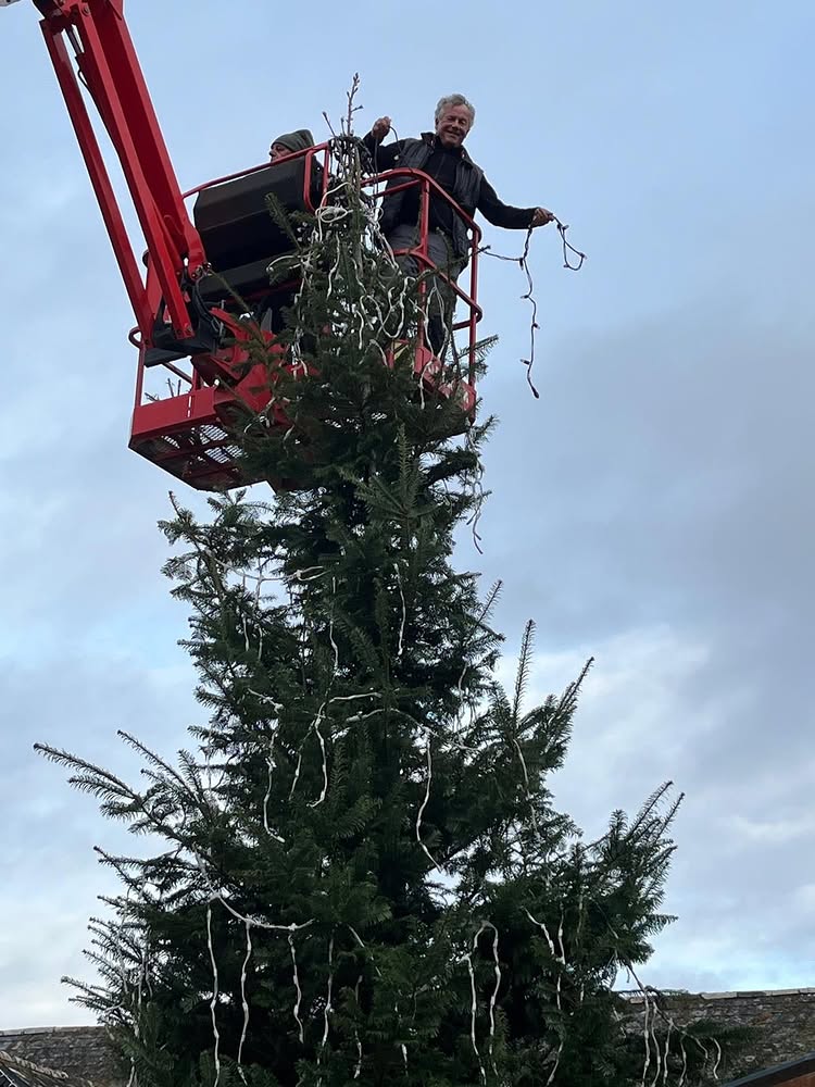 marché de Noel,association,ploemeur,Communs d&#039;abord,comm1 marché,noel,exposant noel,marché de noel bretagne,marché de noel morbihan,marché de noel ploemeur,marché de noel Lorient